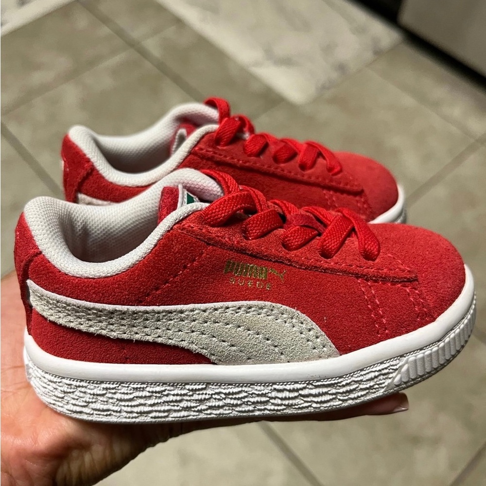 PUMA Red & White Suede Unisex Shoes Size 4C